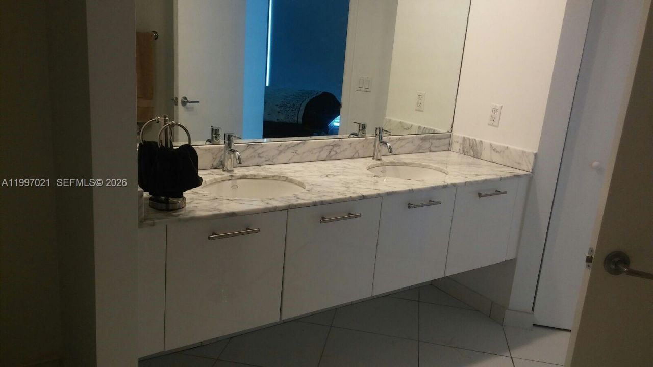 55 SE 6th St, Unit 2310, Miami, FL 33131 Photo