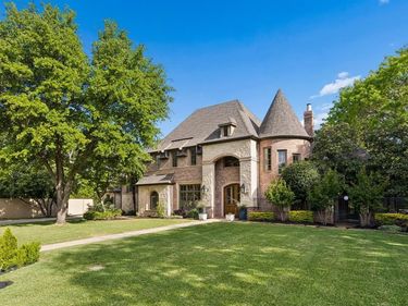 5707 Watson Circle, Dallas, TX 75225