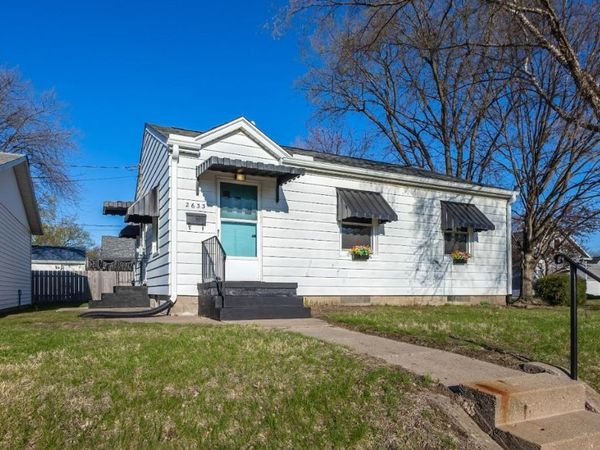 2633 16 Street , Moline, IL 61265