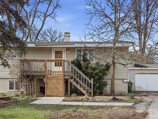 322 S Seymour Avenue, Mundelein, IL 60060