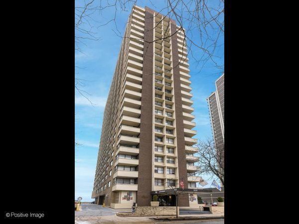 6157 N Sheridan Road, Unit 9J, Chicago, IL 60660