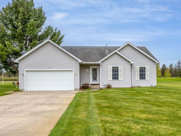 7515 Ryans Run, Canadian Lakes, MI 49346