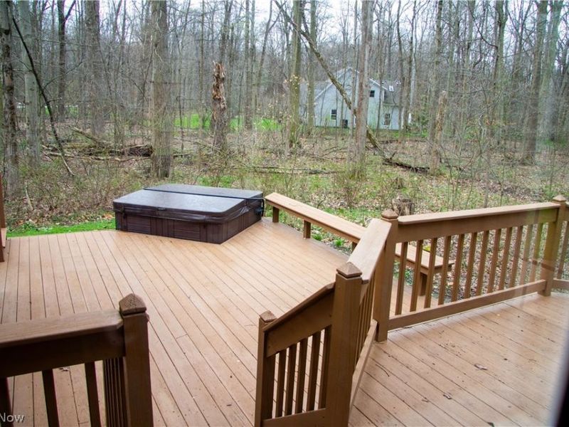 8215 Whispering Pines Drive, Novelty, OH 44072 Photo 17