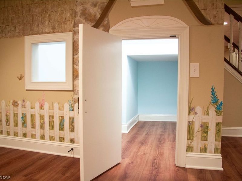 8215 Whispering Pines Drive, Novelty, OH 44072 Photo 46