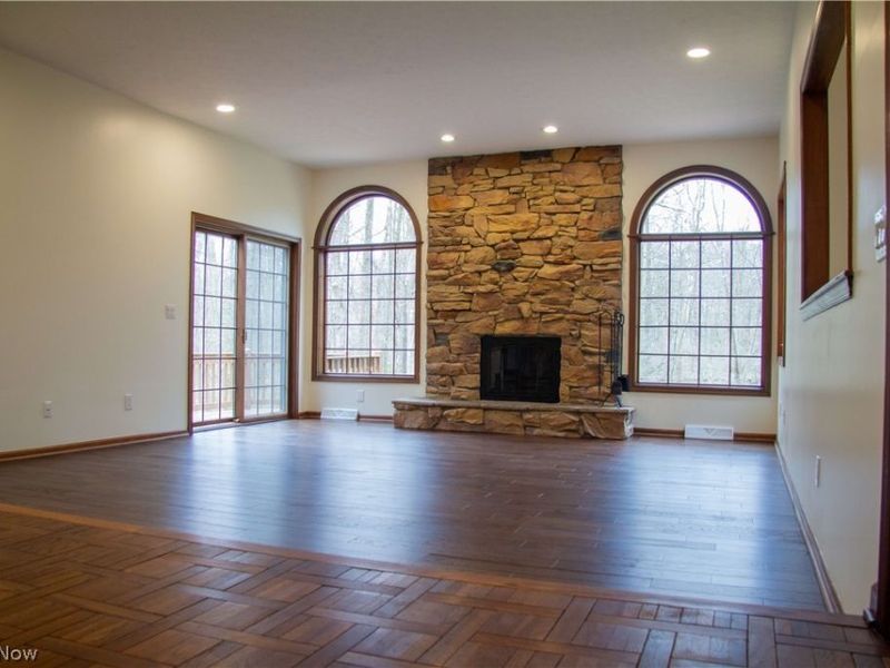 8215 Whispering Pines Drive, Novelty, OH 44072 Photo 9