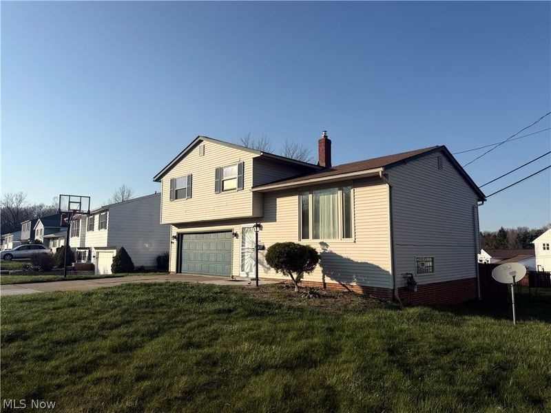 24881 Ridgeline Drive , Bedford Heights, OH 44146 Photo 2