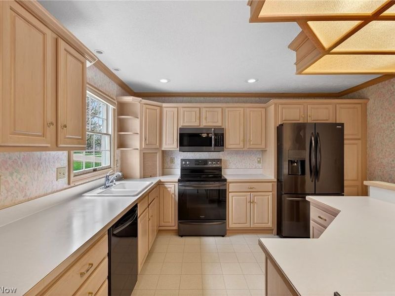 9100 Hocking Street NW, Massillon, OH 44646 Photo 12