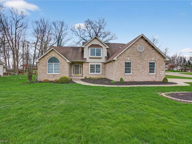 9100 Hocking Street NW, Massillon, OH 44646 Photo 2