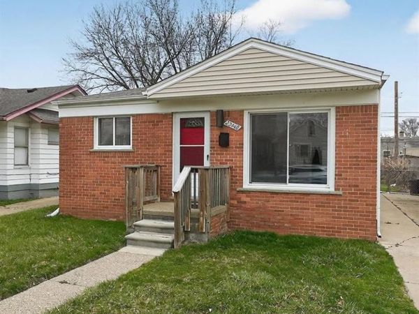 23448 Easterling Avenue, Hazel Park, MI 48030