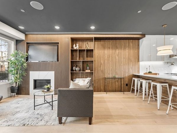 1 Cedar St, Unit 2, Cambridge, MA 02140