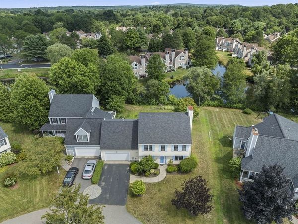 24 Pelican Dr, Unit 24, Walpole, MA 02081