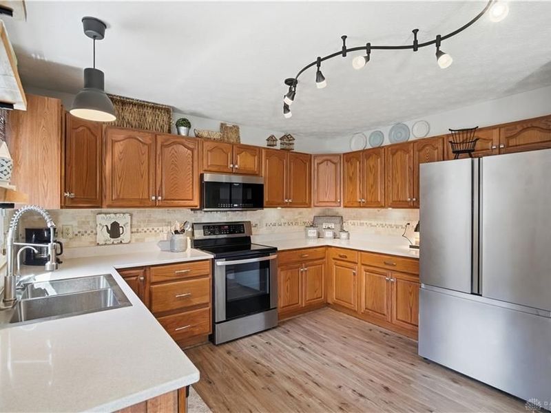 1525 Adamsmoor Drive, Waynesville, OH 45068 Photo 17