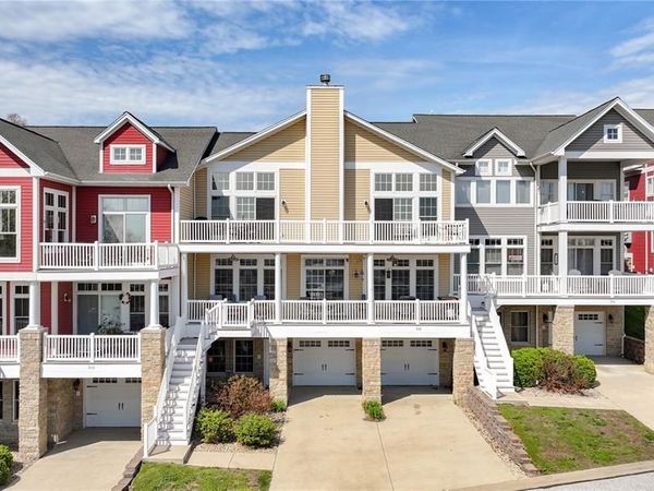 308 Pelican Way , Grafton, IL 62037