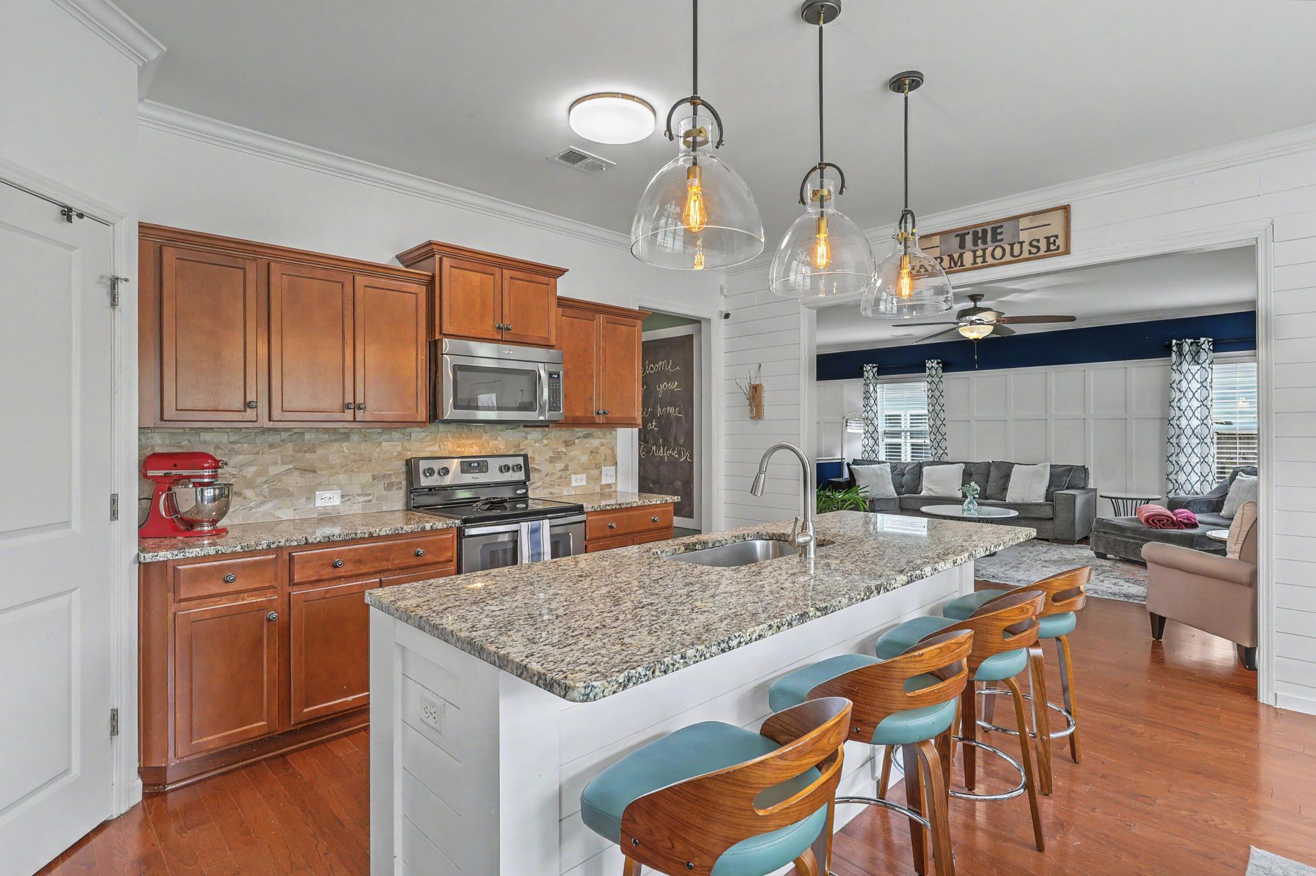 106 Medford Drive Photo 16