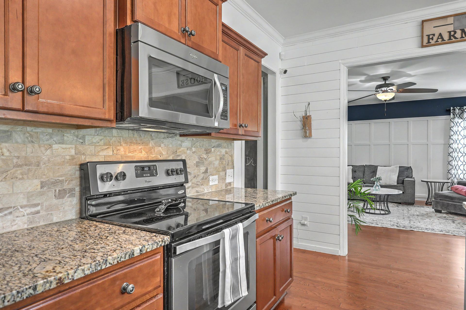 106 Medford Drive Photo 18