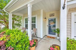 106 Medford Drive photo 4