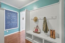 106 Medford Drive photo 4