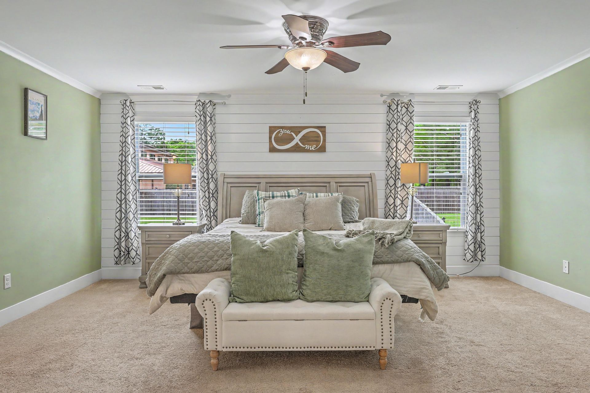 106 Medford Drive Photo 7