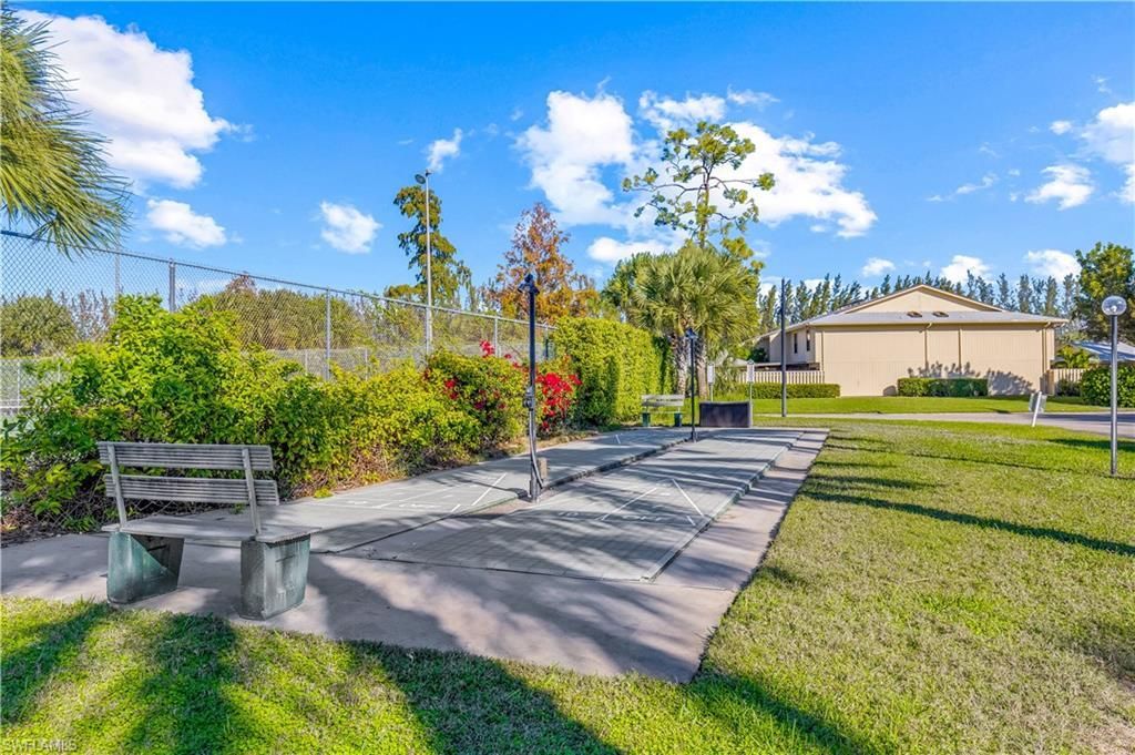 150 Turtle Lake Ct, Unit 307, Naples, FL 34105 Photo