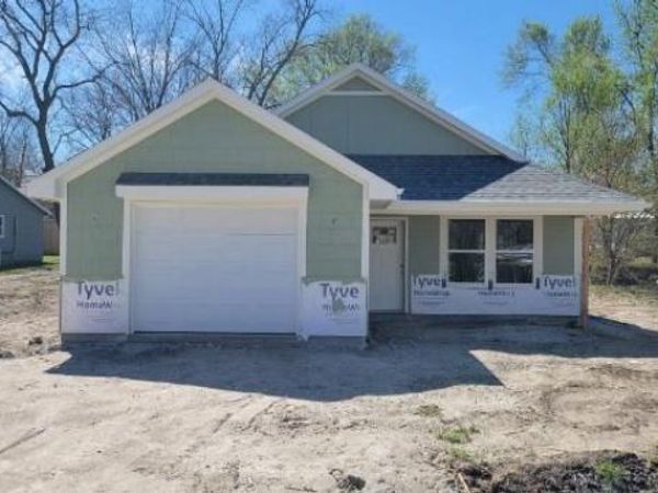 207 W Marshall Street, Mayview, MO 64071