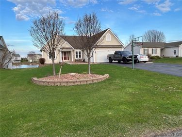 6180 Lillypond Way , Ontario, NY 14519