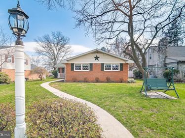1140 CHESTNUT STREET, COLUMBIA, PA 17512