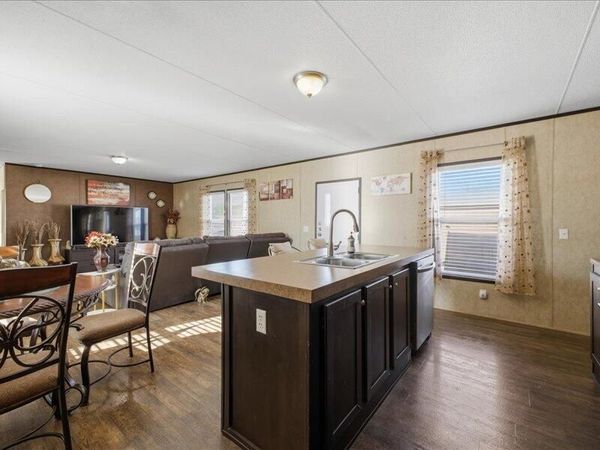 7401 San Pedro Drive NE, Unit TRLR 166, Albuquerque, NM 87109