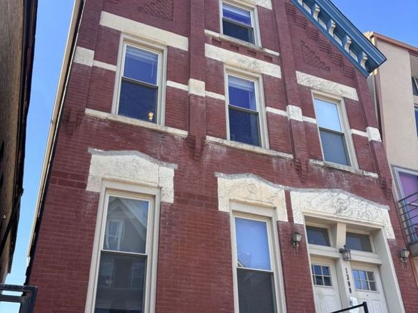 1300 N Greenview Avenue, Unit 1F, Chicago, IL 60642