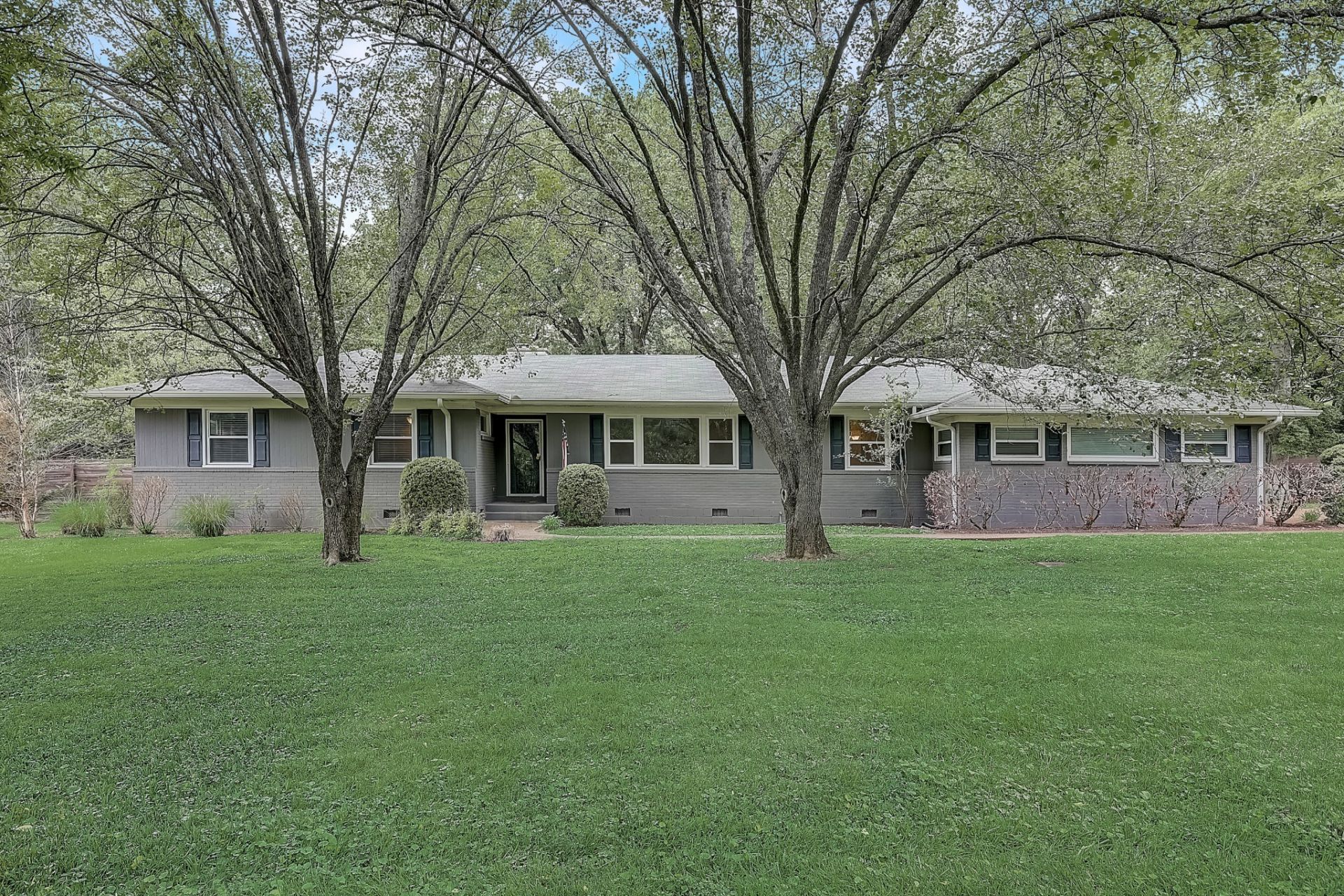 808 Battery Ln , Nashville, TN 37220 Main Photo