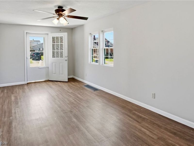 541 Winton Avenue, Zanesville, OH 43701 Photo 8