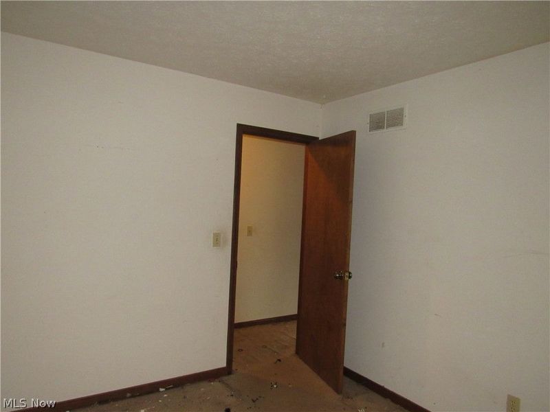 1615 E 84th Street, Cleveland, OH 44103 Photo 13