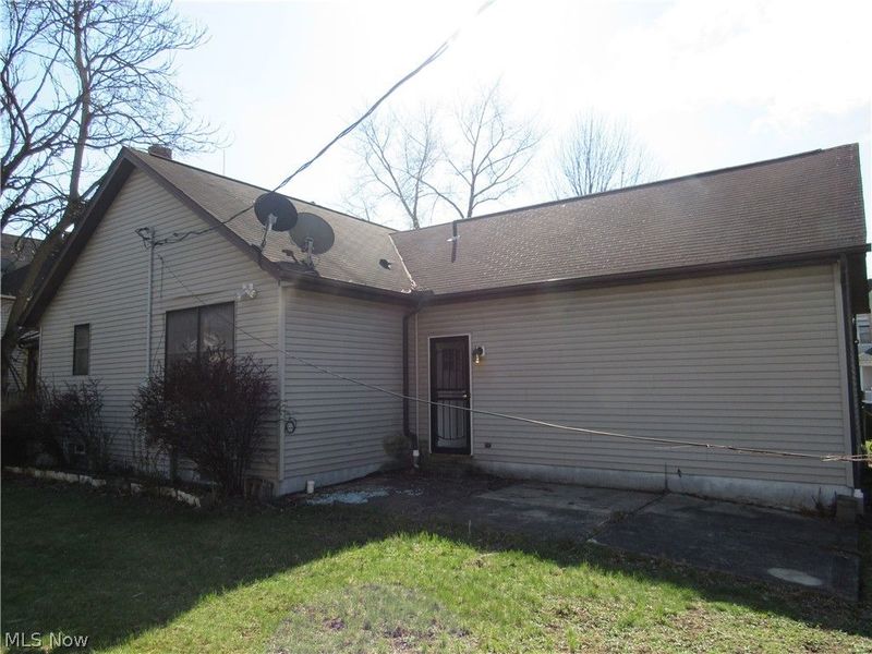 1615 E 84th Street, Cleveland, OH 44103 Photo 14