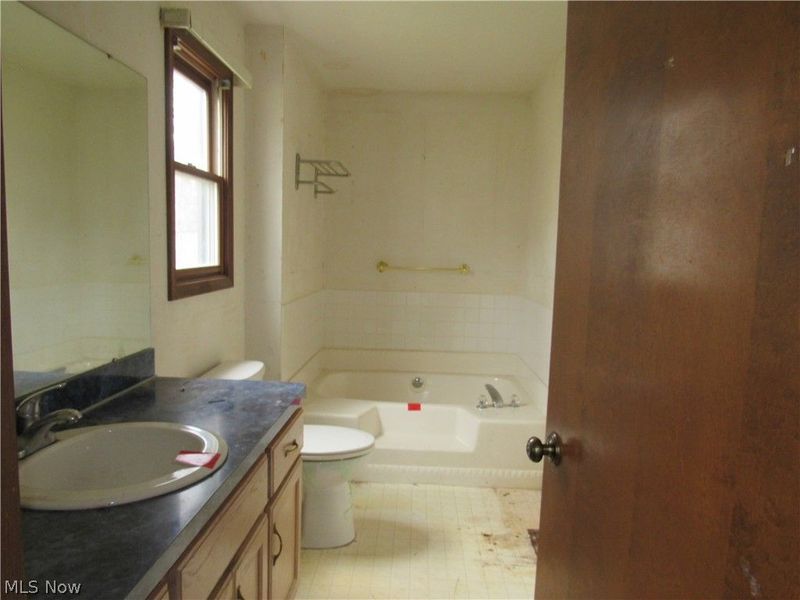 1615 E 84th Street, Cleveland, OH 44103 Photo 7