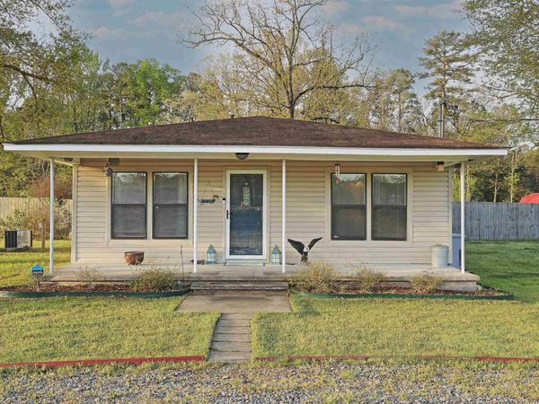 2100 Cook Rd, White Hall, AR 71602