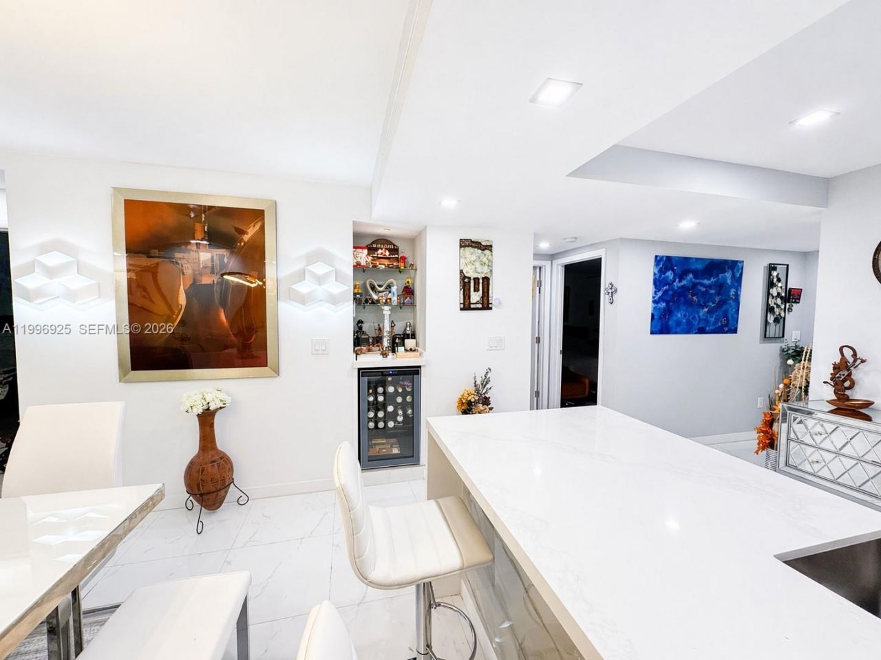 2370 NE 135th St, Unit 405, North Miami, FL 33181 Photo