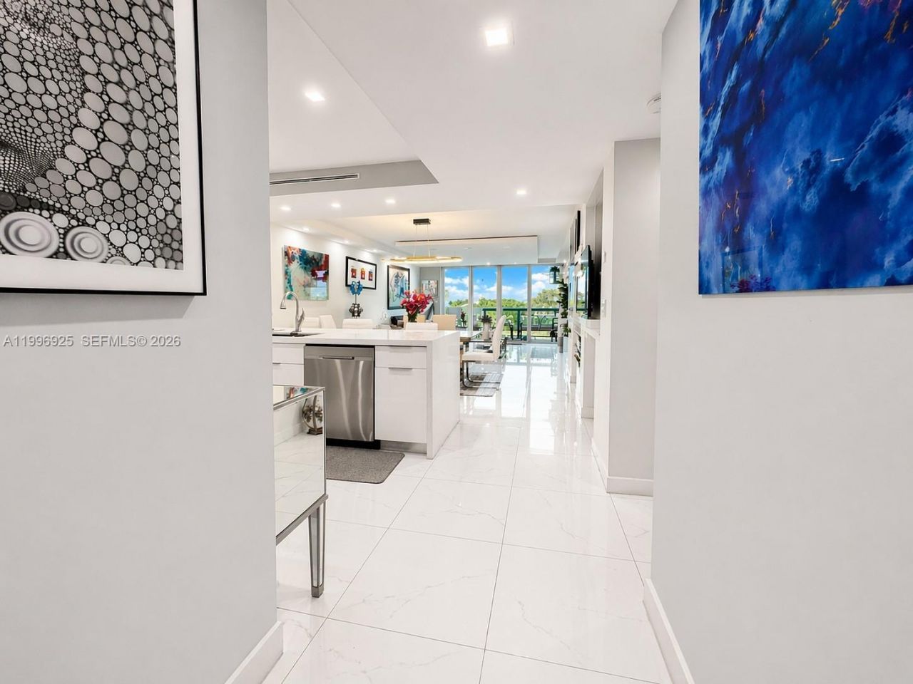 2370 NE 135th St, Unit 405, North Miami, FL 33181 Photo