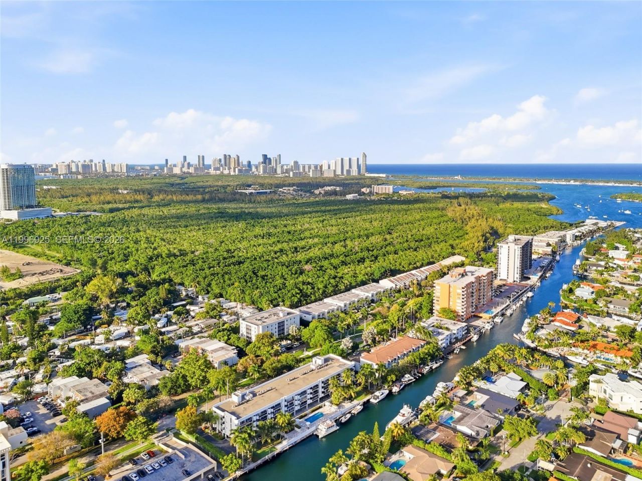 2370 NE 135th St, Unit 405, North Miami, FL 33181 Photo