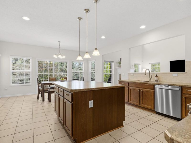 8416 Marwithe Place, New Albany, OH 43054 Photo 7