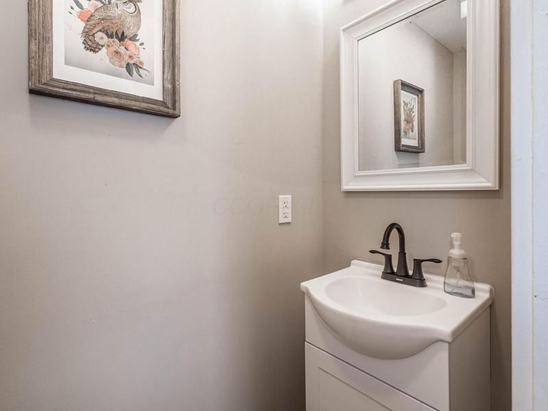 915 Kelton Avenue, Columbus, OH 43206 Photo 34