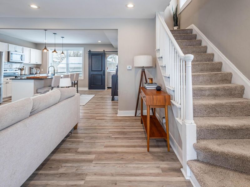 915 Kelton Avenue, Columbus, OH 43206 Photo 8