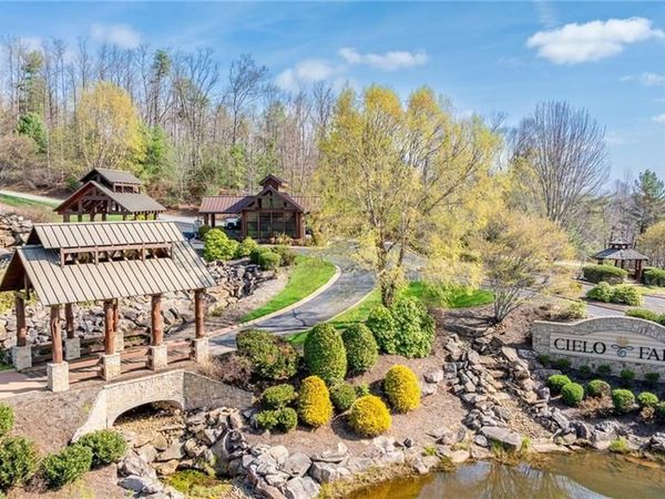 59(7C) 60 (6) Cielo Falls Drive , Purlear, NC 28665