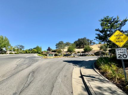 2596 Clubhouse Dr, Rocklin, CA 95765 Photo