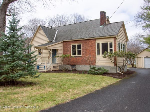 50 Payn Avenue, Chatham, NY 12037