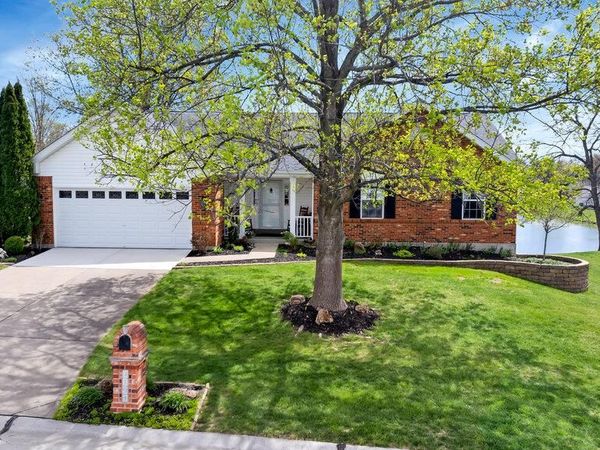 3193 Moss Pointe Drive, St Charles, MO 63303