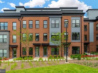 11236 BUNSEN STREET, RESTON, VA 20190