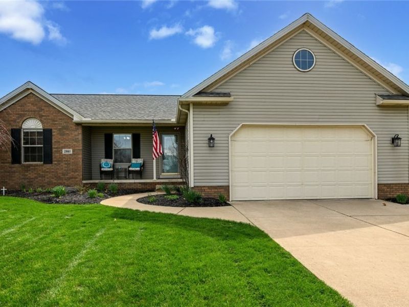 2861 Lauren Circle NW, Massillon, OH 44647 Photo 1