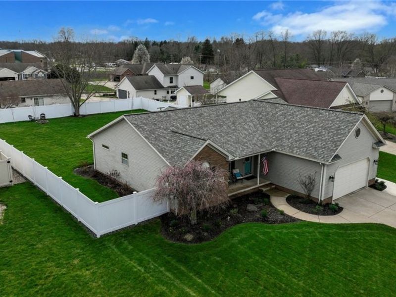 2861 Lauren Circle NW, Massillon, OH 44647 Photo 12