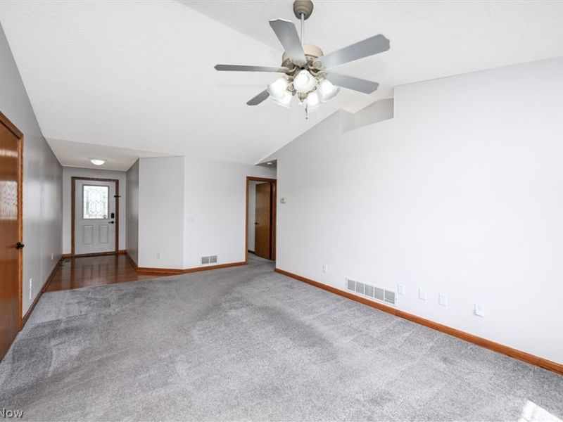 2861 Lauren Circle NW, Massillon, OH 44647 Photo 15