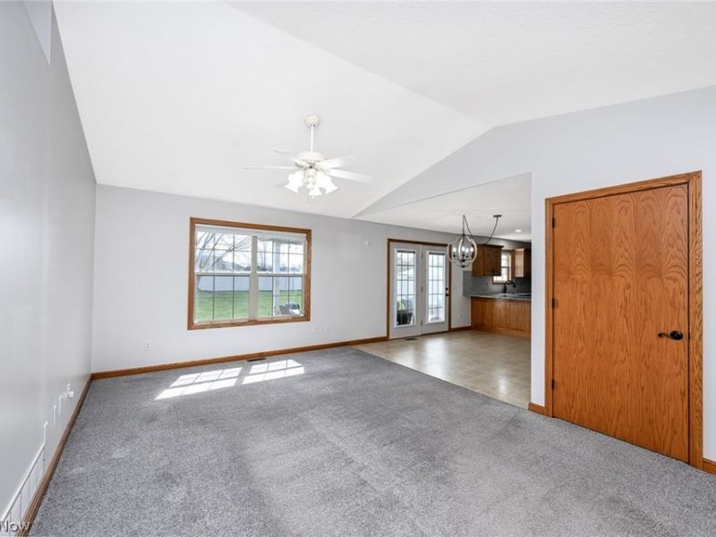 2861 Lauren Circle NW, Massillon, OH 44647 Photo 17