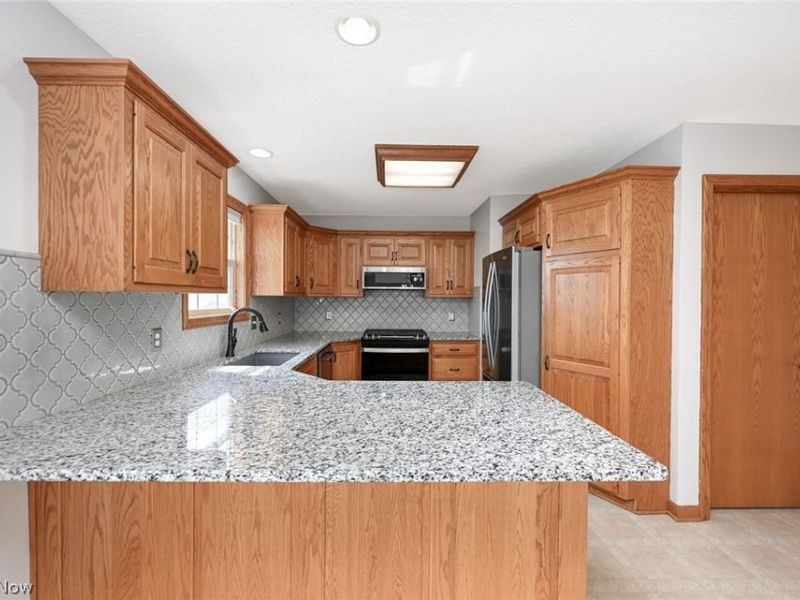 2861 Lauren Circle NW, Massillon, OH 44647 Photo 20